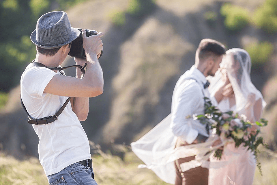 Как выбрать хорошего фотографа на свадьбу? Подготовка к фотосессии