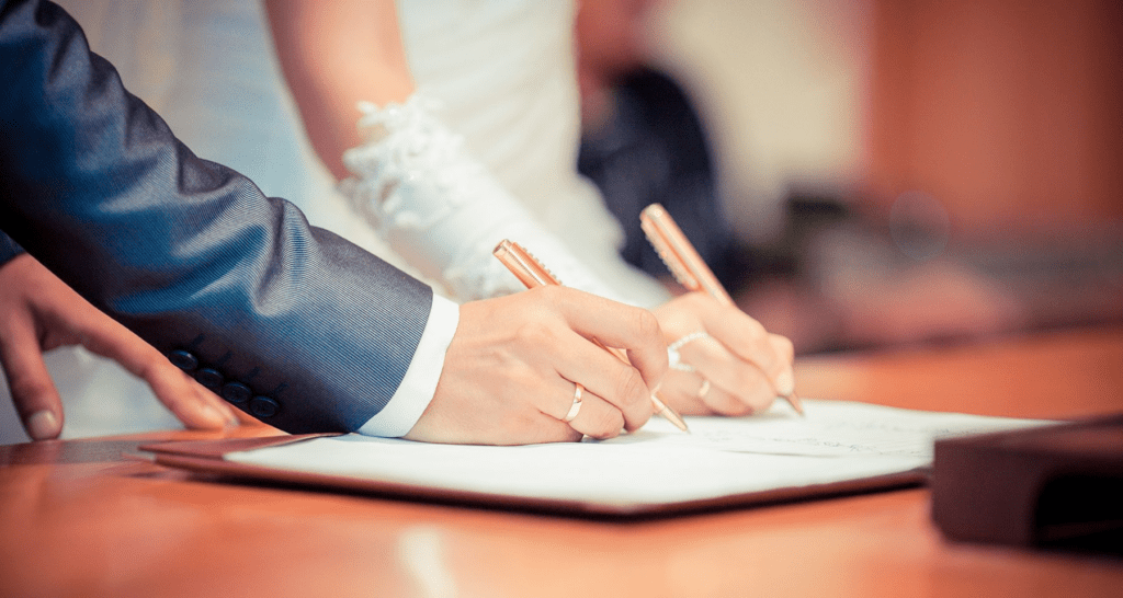 Заключение брака: как подать заявление в ЗАГС и необходимые документы